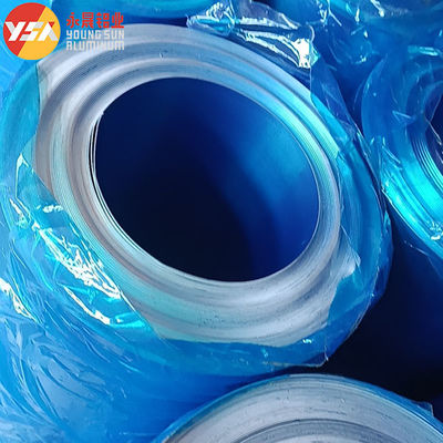 การปิด 1060 3003 3004 อลูมิเนียมโค้ลผิว 0.45 มิลลิมิตร 0.5 มิลลิมิตร สําหรับบรรจุท่อ