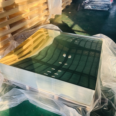 1070 อุตสาหกรรม อลูมิเนียมบริสุทธิ์กระจก อลูมิเนียมการสะท้อนแสงสูง ความยาวและความกว้างสามารถปรับปรุง