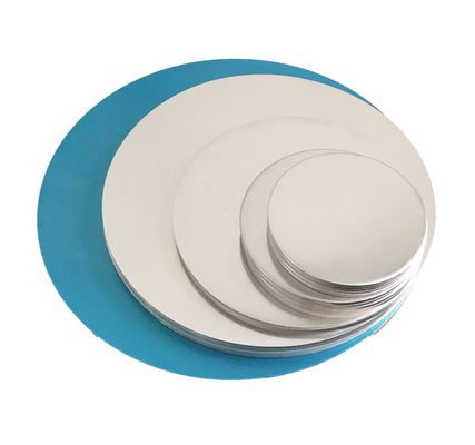 แผ่นอลูมิเนียมวงกลมสำหรับเครื่องครัว 1070 H14 แผ่นสะท้อนแสง ASTM B209 ขนาดสั่งทำ ความเรียบสูง ขอบไร้ครีบ เกรดอาหาร
